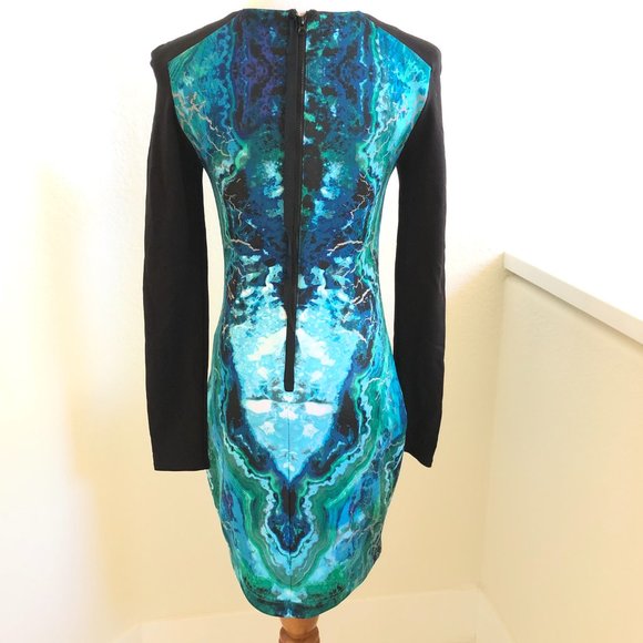 Bebe Women Blue Black Color block Long Sleeve Body cone Dress size XS Stretch AS - Picture 4 of 13